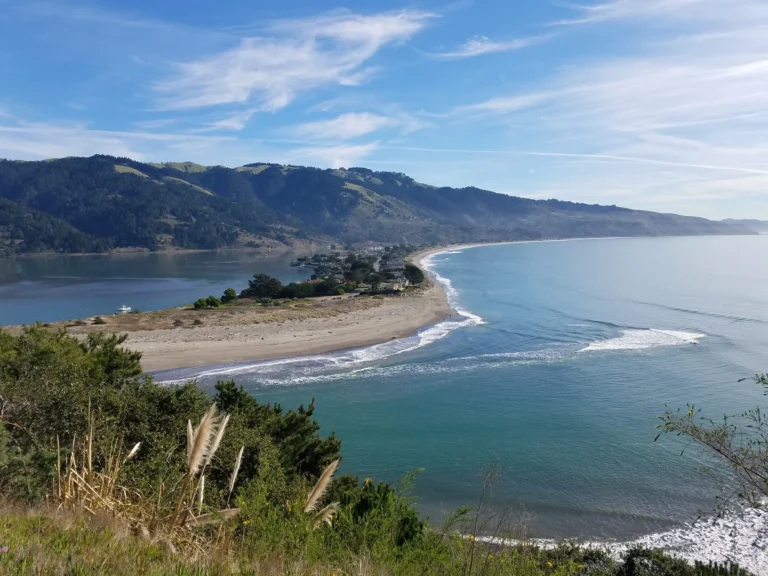 closest beaches to Sacramento